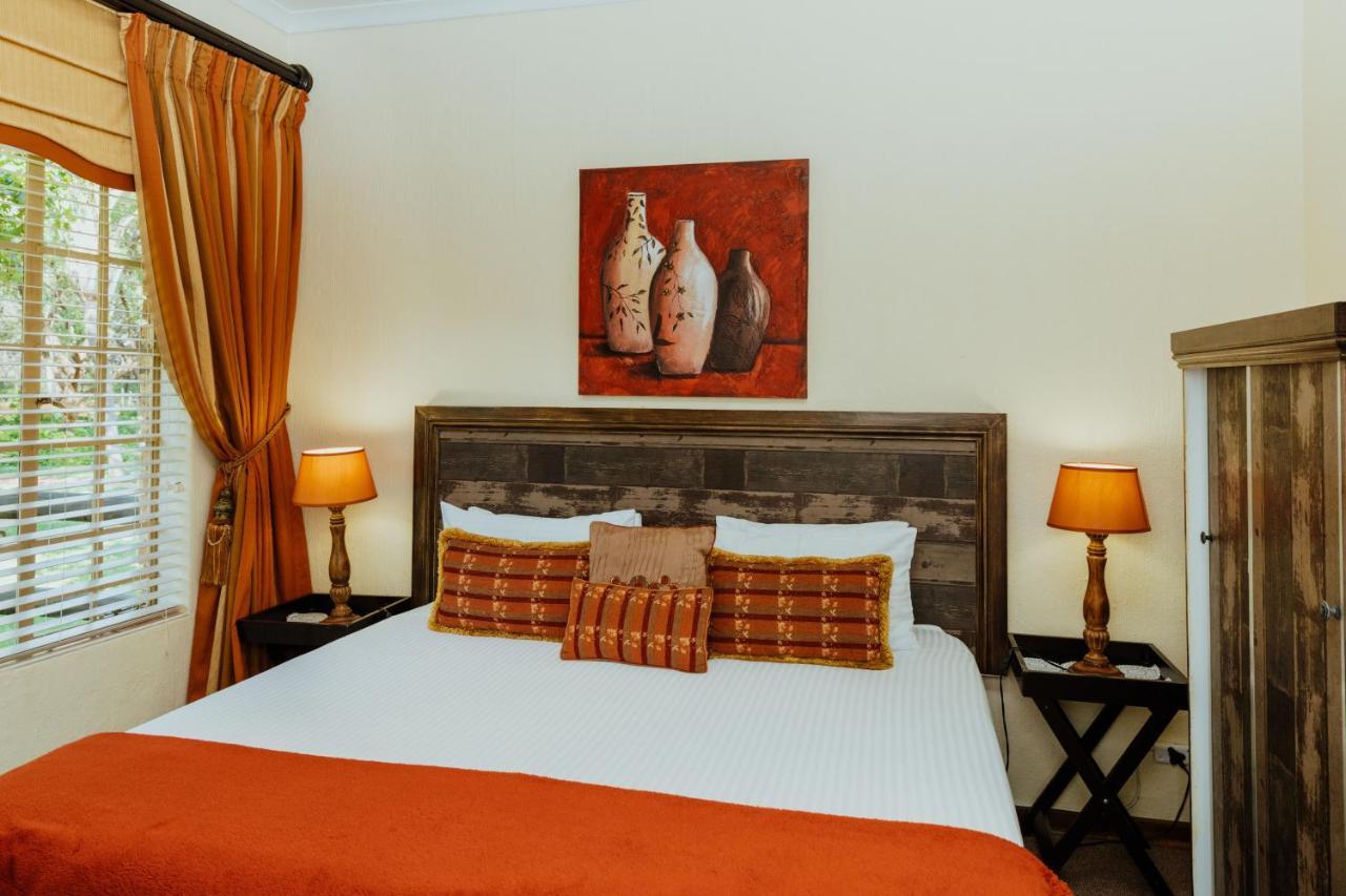 Boubou Bed And Breakfast Rustenburg Esterno foto