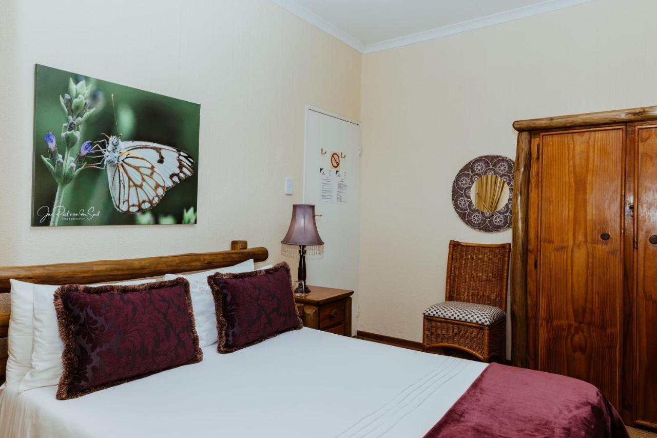 Boubou Bed And Breakfast Rustenburg Esterno foto